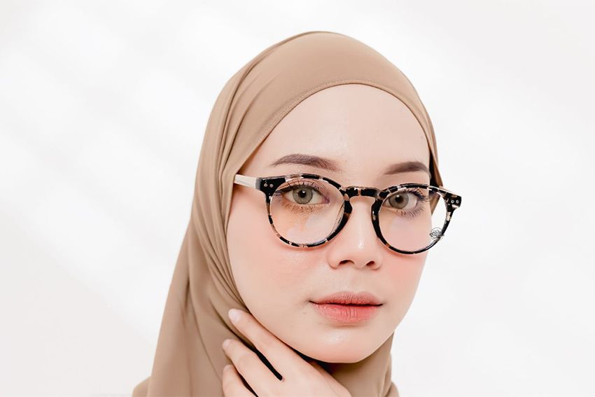 Rekomendasi Bentuk Kacamata Untuk Wajah Bulat