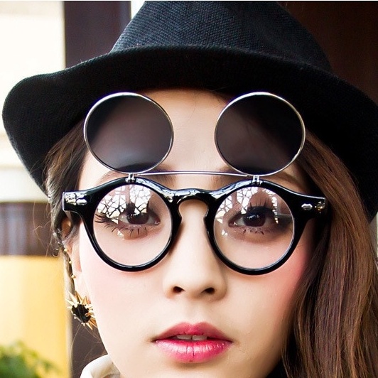 Pilihan Kacamata Lucu Dan Unik Yang Pasti Bikin Penasaran