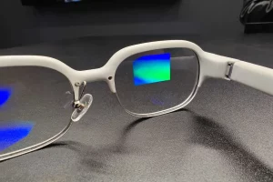 Kacamata LYRA AR Memiliki Desain Yang Trendi dan Teknologi AI 